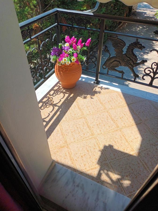 Unique View Maisonette Akrotiri  Exterior photo