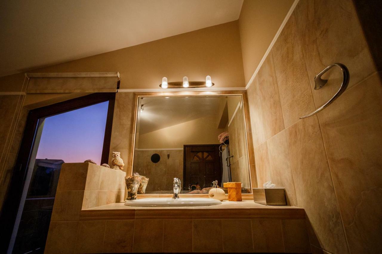 Unique View Maisonette Akrotiri  Exterior photo