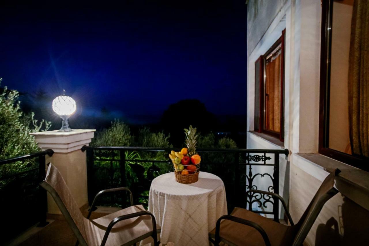 Unique View Maisonette Akrotiri  Exterior photo
